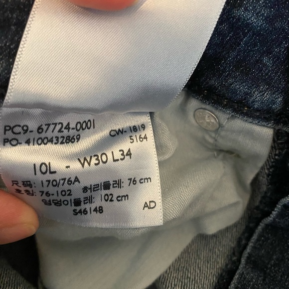 Women’s Medium Wash Signature by Levi Strauss Jeans - Picture 6 of 7